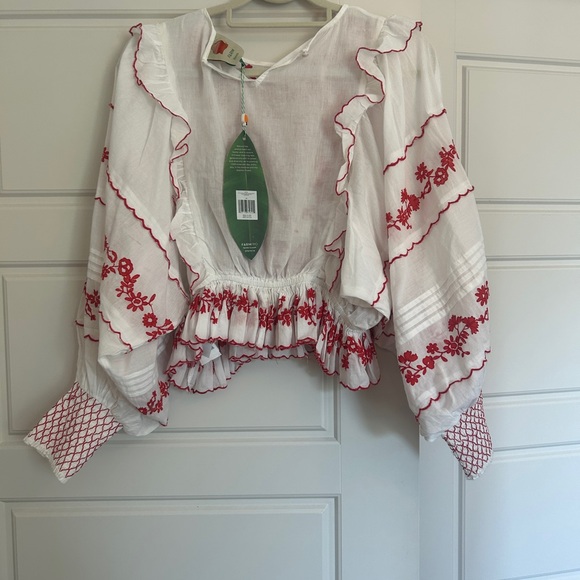 FARM Rio White Blouse with Red Floral Embroidery New With Tags Medium - Picture 2 of 10